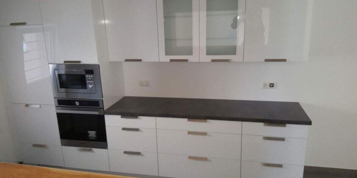 Gemütliches und gepflegtes Einfamilienhaus mit einem kleinen Hof! 6 zimmer