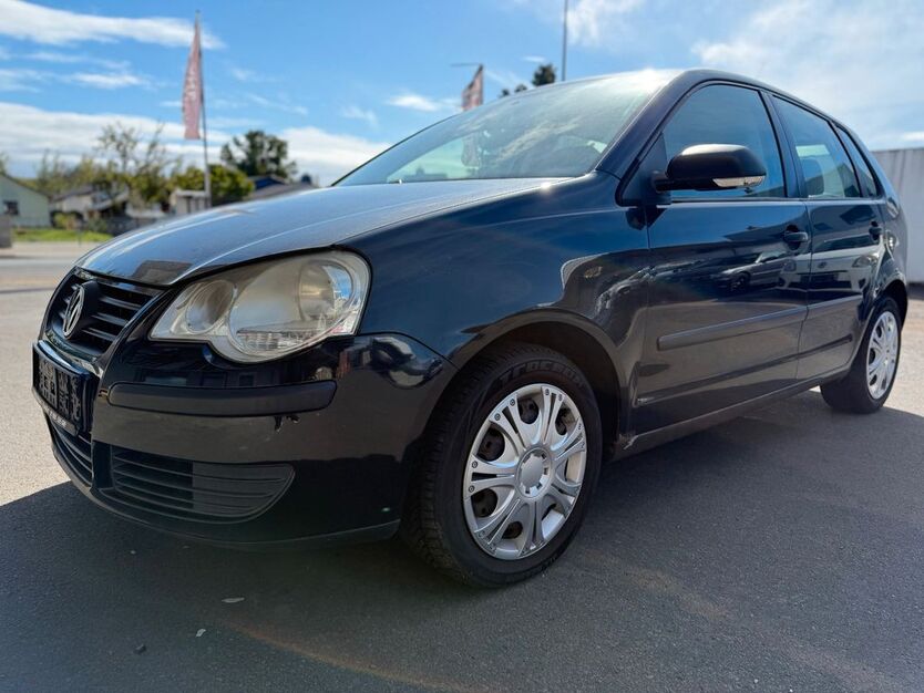VW Polo 154.121 km 2.299 € Frankfurt am Main 60386