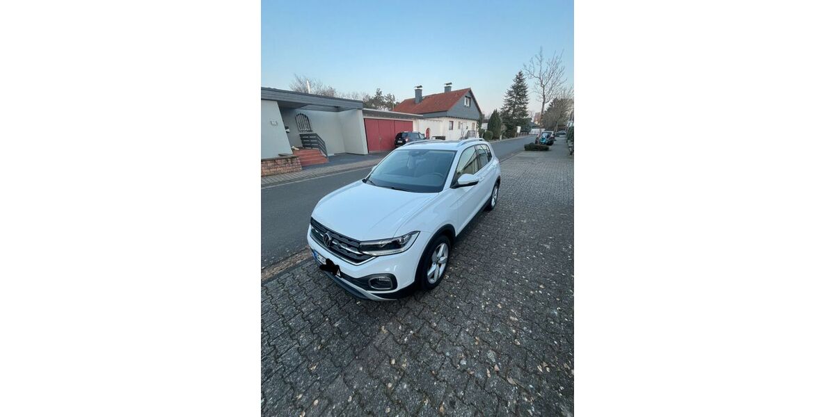 VW T-Cross 28.000 km 21.999 &euro; Offenbach 63073
