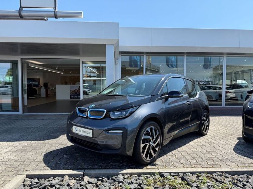 i3