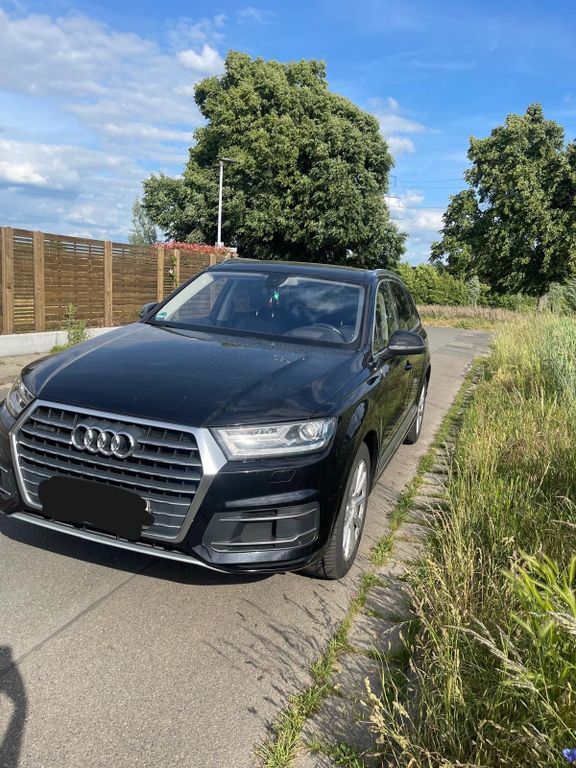 Q7