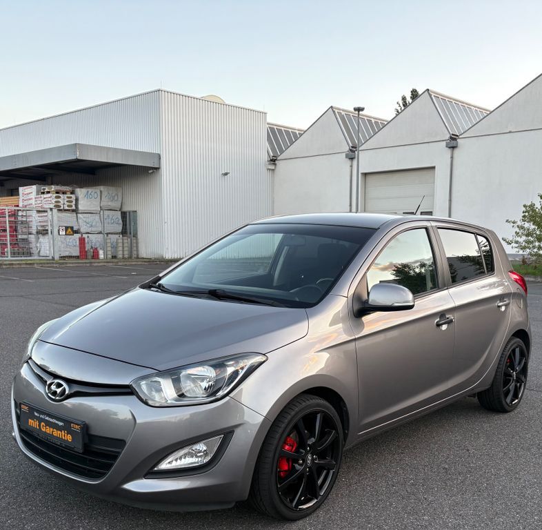 Hyundai i20 100.000 km 5.290 € Frankfurt 60386