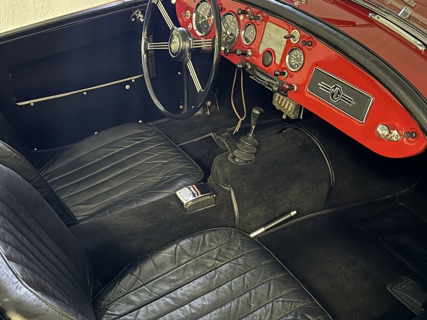 MG A 1.5 Roadster org. Speichenräder 70.708 km 25.400 € Dreieich 63303