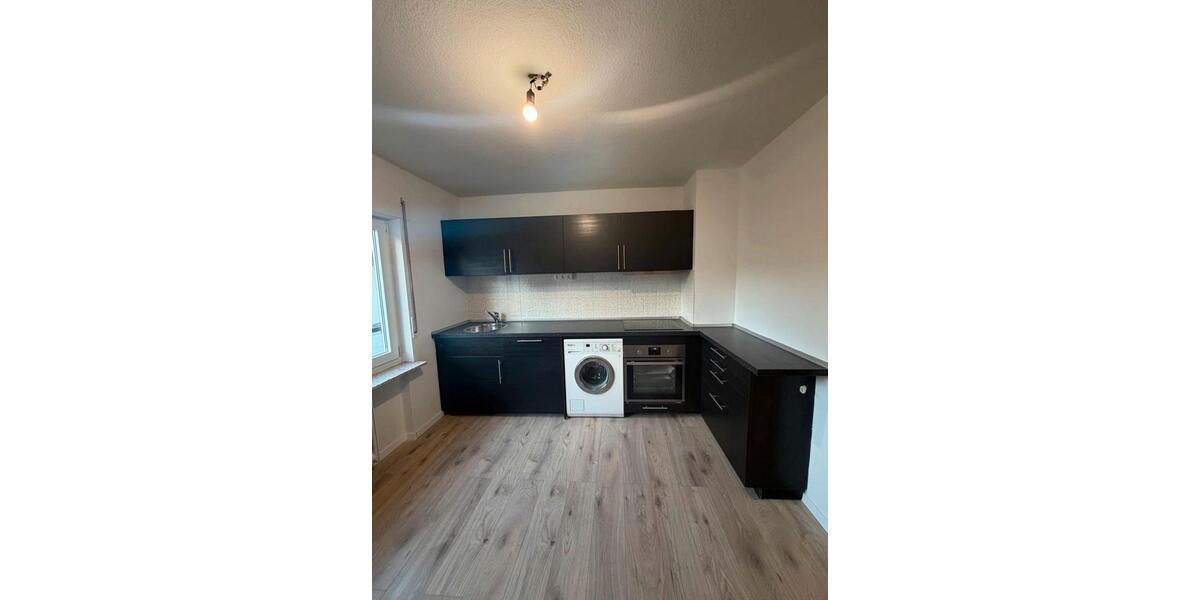 Etagenwohnung Flörsheim am Main - 3 Zimmer, 90 m&sup2;, 1.150&euro; | Angebot:25284582