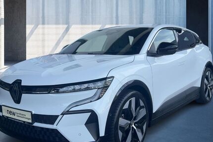 Renault Megane E-TECH 44.482 km 24.490 € Frankfurt / Main 60314