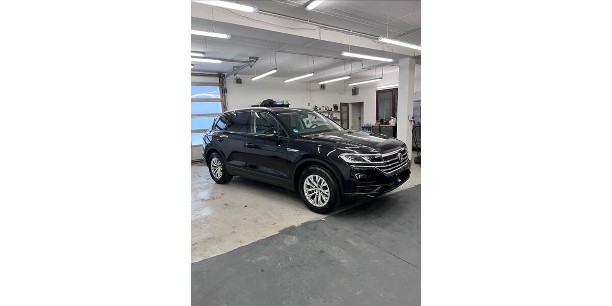 VW Touareg 117.000 km 35.300 &euro; Kelkheim 65779