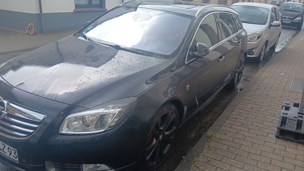 Opel Insignia 228.000 km 5.750 € Flörsheim am main 65439
