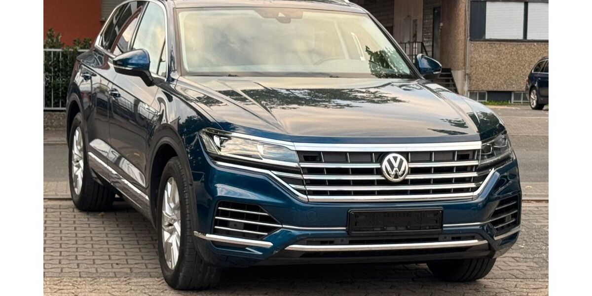 VW Touareg 155.700 km 35.500 &euro; Frankfurt am Main 65933