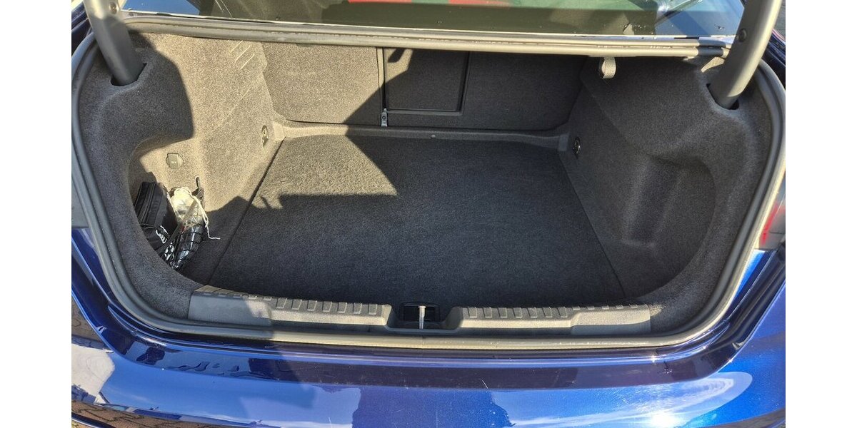 Audi A3 35 TDI advanced Rückfahrkamera, Navigation, App 109.521 km 20.990 &euro; Rodgau 63110