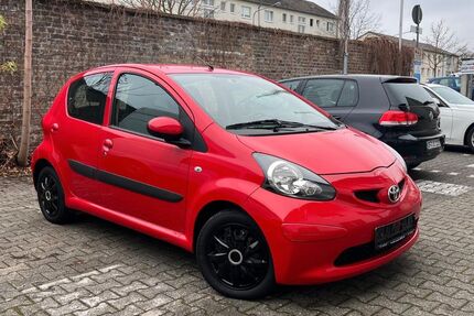 Toyota Aygo (X) 130.000 km 2.999 &euro; Frankfurt am Main 65933