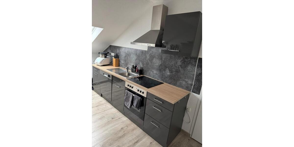 Dachgeschoßwohnung Weiterstadt - 4 Zimmer, 114 m&sup2;, 1.260&euro; | Angebot:26272075