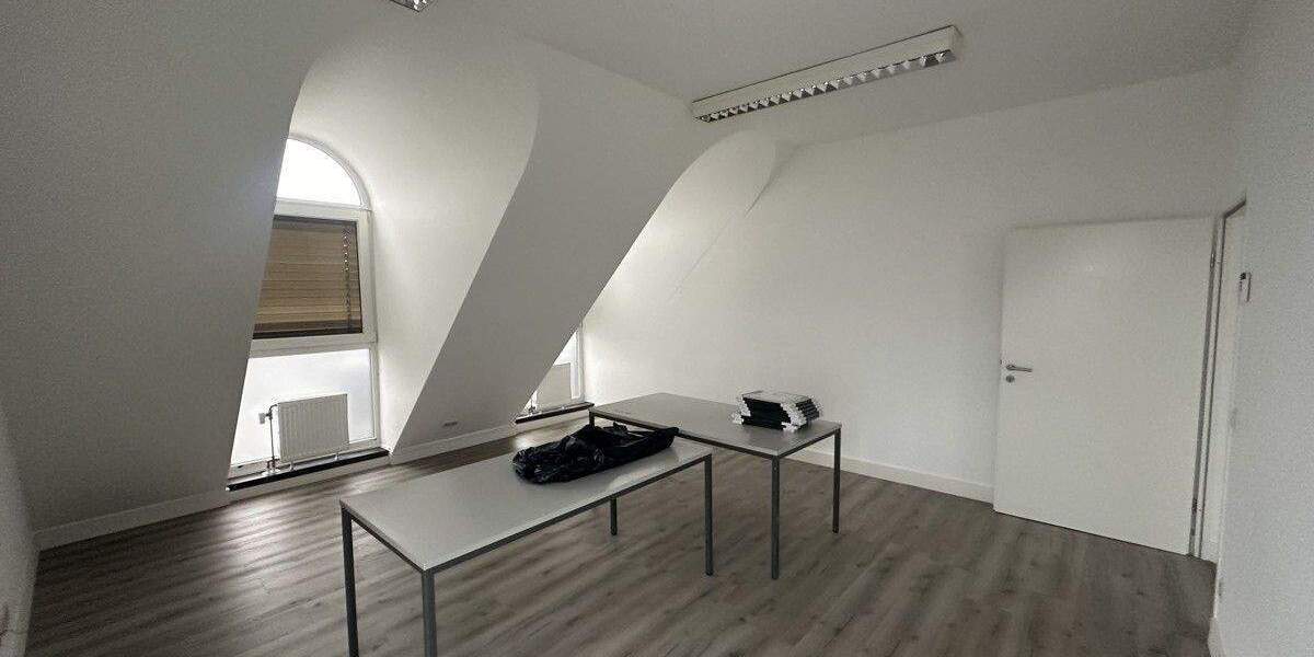 Bürofläche im Immobilienforum Hanau 128qm Dachgeschoss mit Aufzug und Tiefgarage 4 zimmer