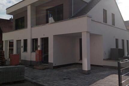 Haus Aschaffenburg Damm - 5 Zimmer, 160 m&sup2;, 1.990&euro; | Angebot:26634677