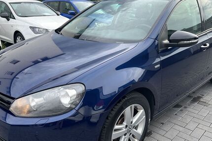 VW Golf 162.492 km 7.990 € FRANKFURT AM MAIN 60488
