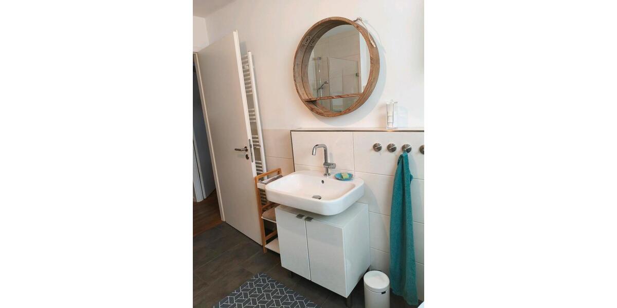 Doppelhaushälfte Bad Nauheim - 6 Zimmer, 146 m&sup2;, 2.200&euro; | Angebot:26213753