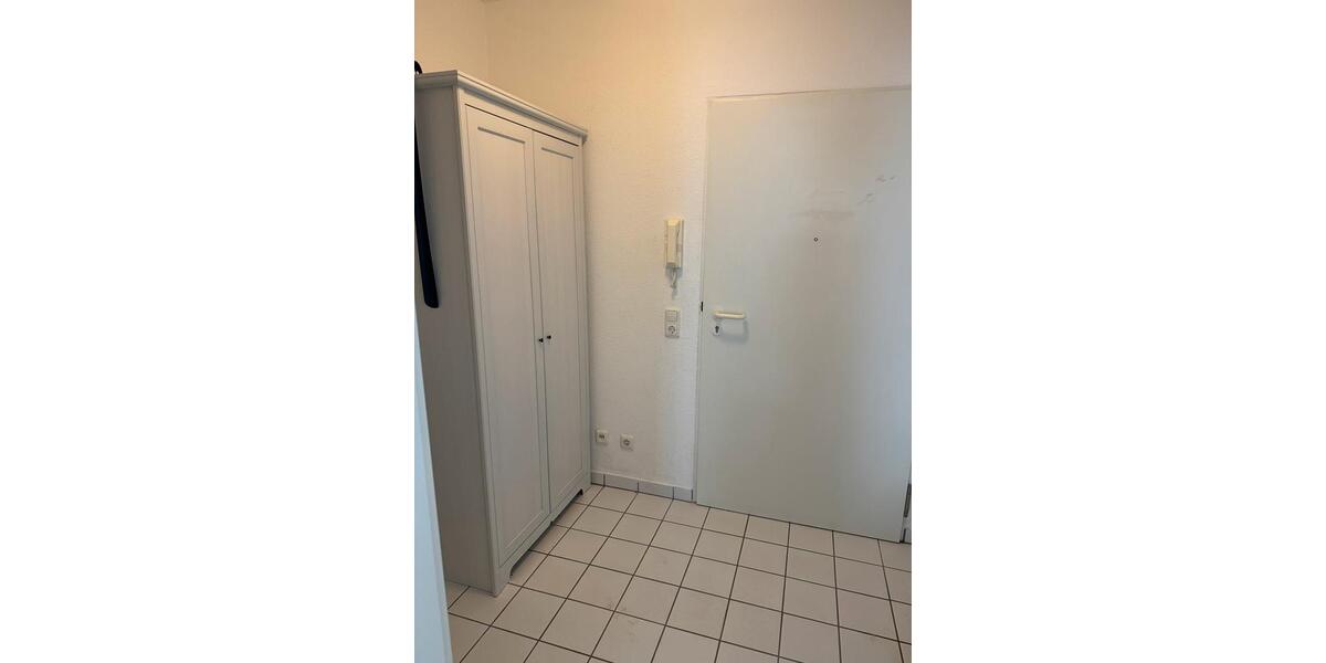 Etagenwohnung Hofheim am Taunus - 3.5 Zimmer, 115 m&sup2;, 1.500&euro; | Angebot:26265658
