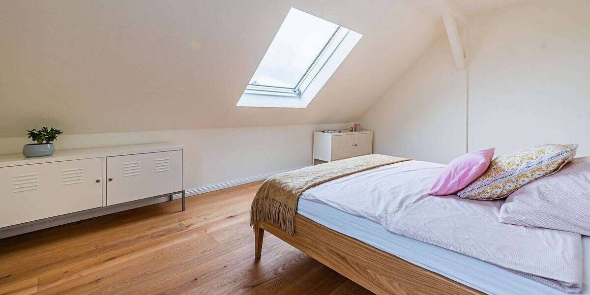 Etagenwohnung Bad Homburg vor der Höhe Bad Homburg - 3 Zimmer, 80 m&sup2;, 1.700&euro; | Angebot:26388794