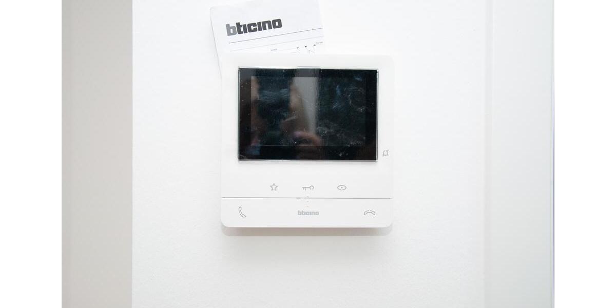 Außergewöhnlich schöne 2 Zimmer-Wohnung mit perfekter Verkehsanbindung 2 zimmer