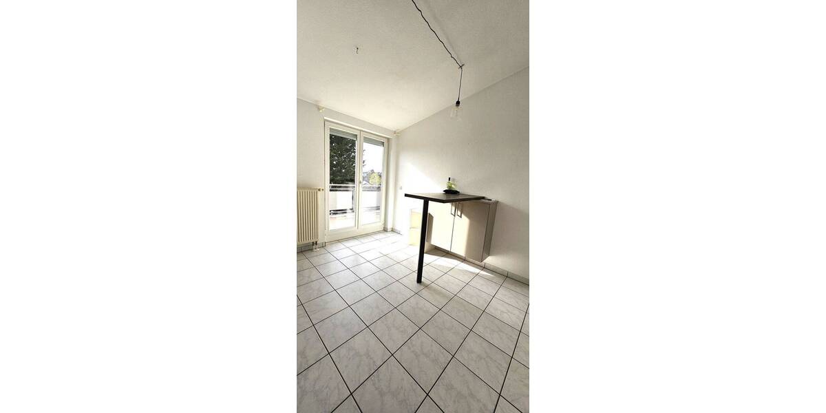 Etagenwohnung Rüsselsheim am Main Königstädten - 3 Zimmer, 125 m&sup2;, 1.250&euro; | Angebot:26155384