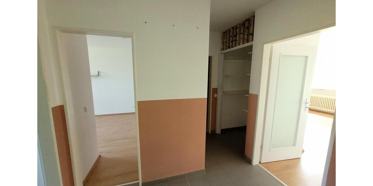 Etagenwohnung Kelkheim (Taunus) - 3 Zimmer, 66 m&sup2;, 220.000&euro; | Angebot:26122546