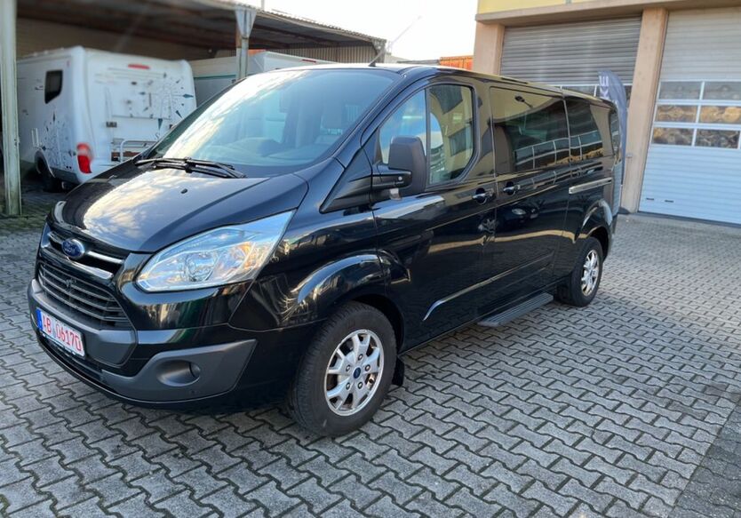 Ford Transit 390.000 km 9.990 € Frankfurt am Main 65933