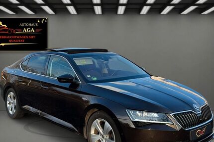 Skoda Superb 185.500 km 16.880 &euro; Hanau 63452