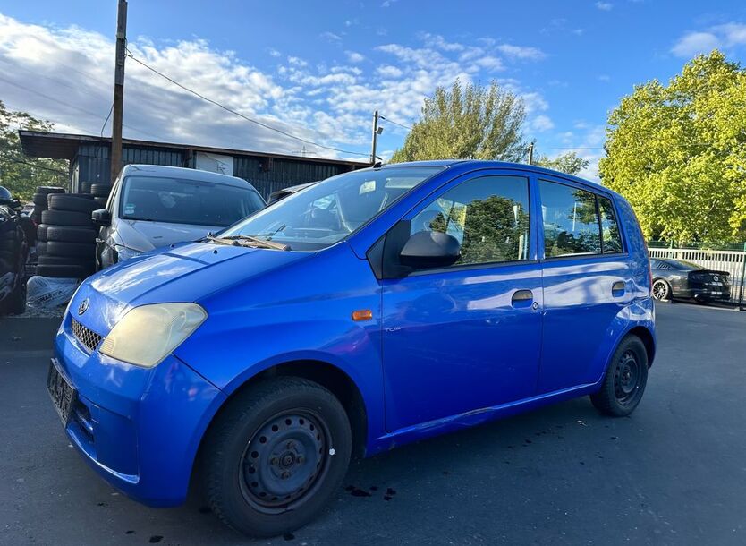 Daihatsu Cuore 184.000 km 1.499 € Frankfurt am Main 60486