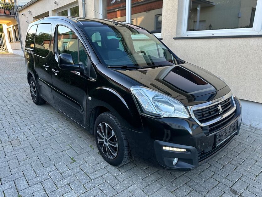 Peugeot Partner 302.973 km 3.990 € Friedrichsdorf 61381