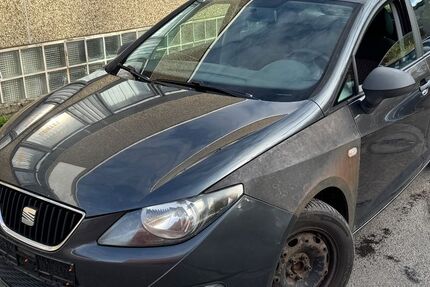 Seat Ibiza 235.000 km 1.999 € Frankfurt am Main 65933