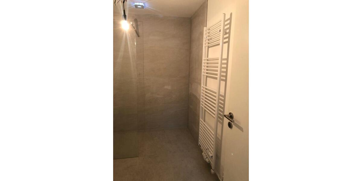 Einfamilienhaus Dreieich - 9 Zimmer, 300 m&sup2;, 3.990&euro; | Angebot:26336525