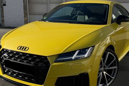 Audi TT 21.800 km 44.300 € Kelkheim 65779