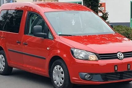 VW Caddy 246.500 km 4.000 € Büdingen 63654