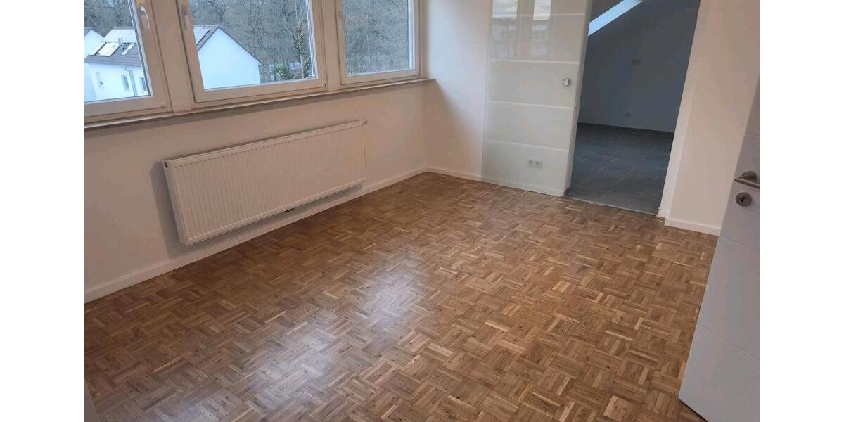 3,5-Dachgeschosswohnung in Mühlheim am Main 3.5 zimmer