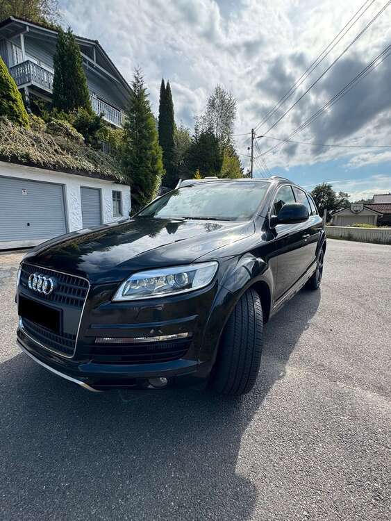 Q7