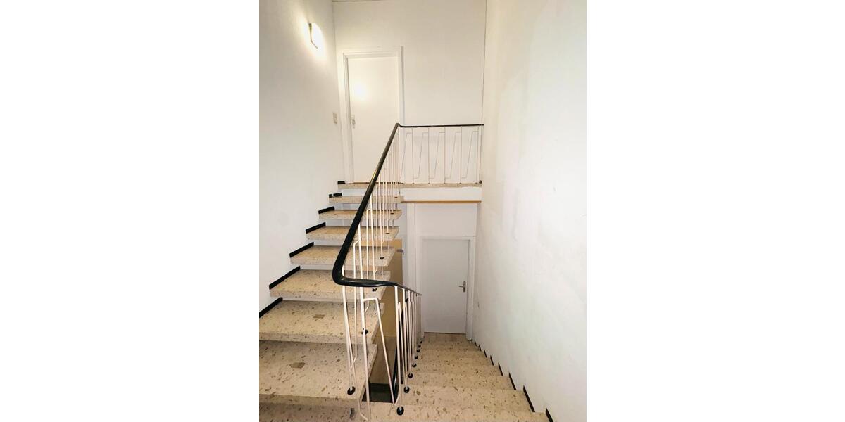 Mehrfamilienhaus, Wohnhaus Babenhausen - 11 Zimmer, 310 m&sup2;, 620.000&euro; | Angebot:26954705