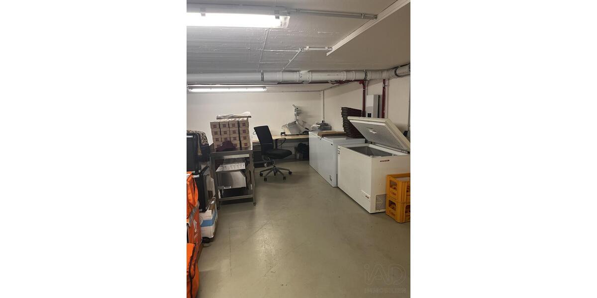 Provisionsfrei - Erfolgreiche Pizzeria in Top-Lage von Bad Vilbel zimmer