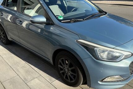 Hyundai i20 183.000 km 4.900 &euro; Rodgau 63110