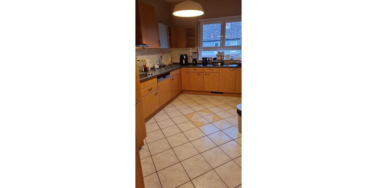 Dachgeschoßwohnung Altenstadt - 5 Zimmer, 195 m&sup2;, 1.900&euro; | Angebot:26221981