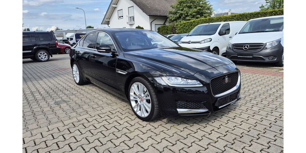 Jaguar XF 104.922 km 21.890 &euro; Rodgau 63110