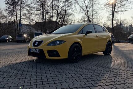 Seat Leon 152.000 km 5.900 &euro; Wehrheim 61273
