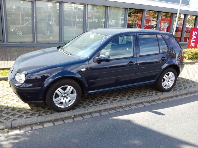 VW Golf 171.798 km 3.001 € Dreieich 63303