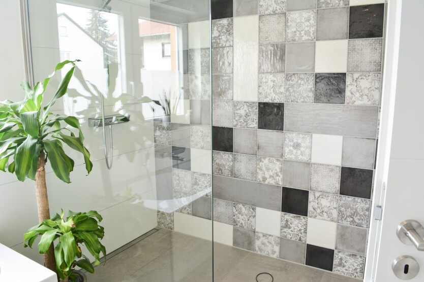 albero:) Attraktives Dreifamilienhaus - Gartenetage sofort beziehbar! 11 zimmer