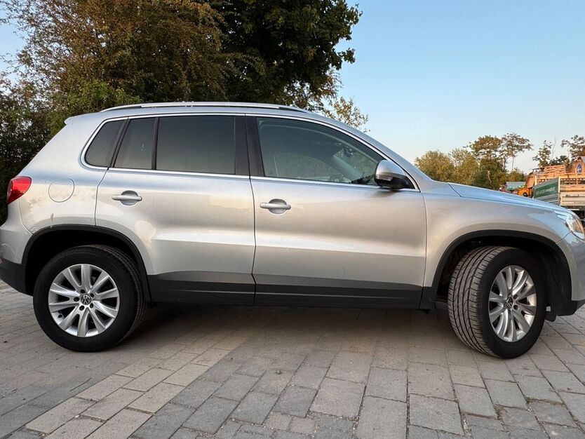 VW Tiguan 285.620 km 4.900 € Maintal 63477