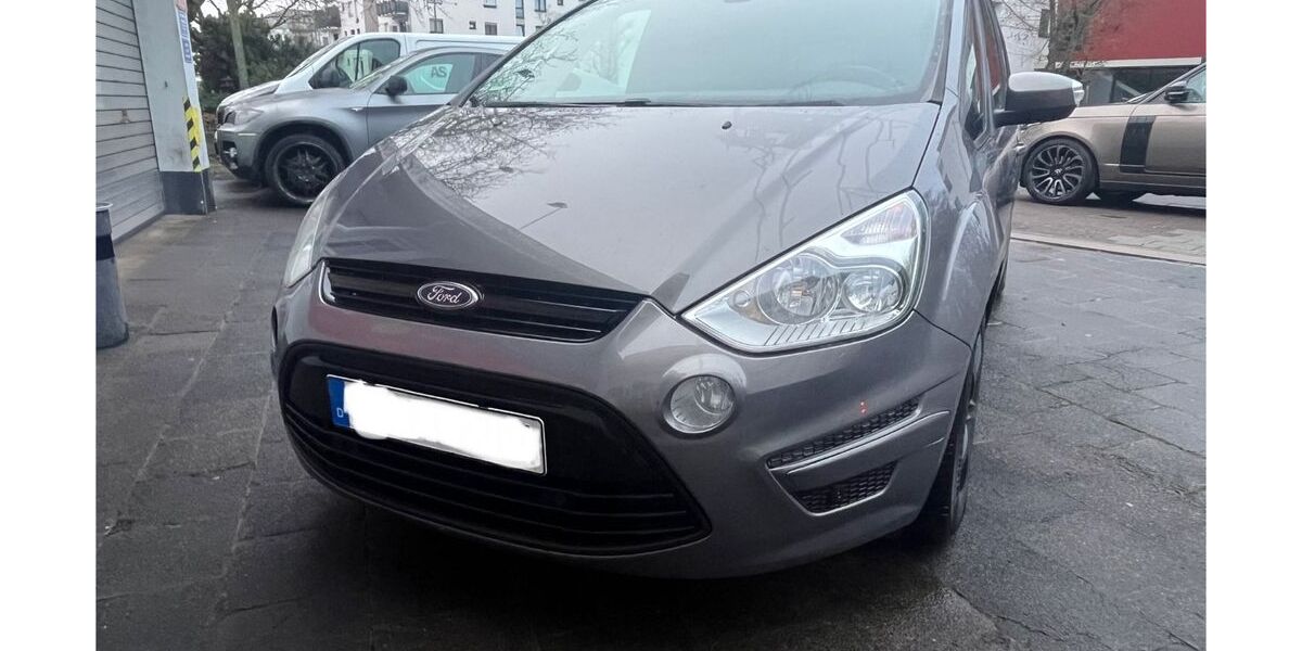 Ford S-Max 239.500 km 4.250 &euro; Frankfurt 60598