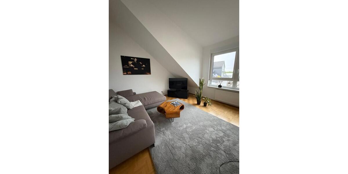 Dachgeschoßwohnung Maintal - 2 Zimmer, 59 m&sup2;, 890&euro; | Angebot:26232506
