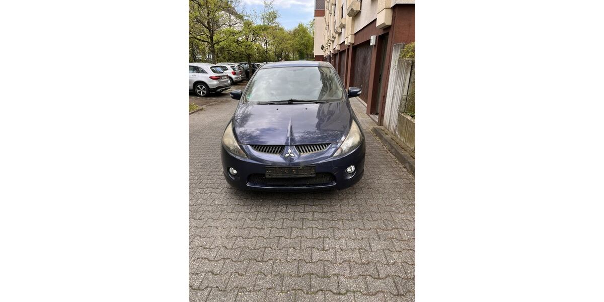 Mitsubishi Grandis 297.917 km 1.800 &euro; Frankfurt/Main 60320