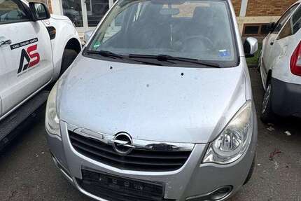 Opel Agila 125.000 km 1.950 &euro; Offenbach am Main 63069