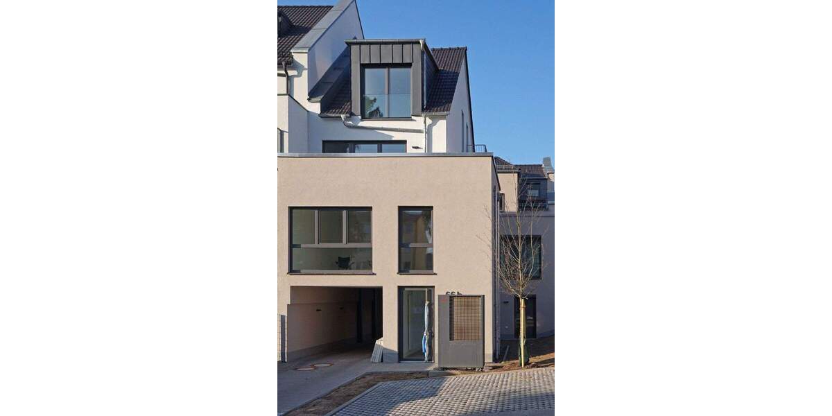 Mehrfamilienhaus, Wohnhaus Neu-Isenburg Isenburg - 5 Zimmer, 173 m&sup2;, 2.550&euro; | Angebot:25780141