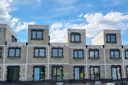 Ein Haus ohne Haken - 5 Zimmer, 2 Bäder, Keller, Garage, Dachterrasse & Garten + vll. Hessengeld?* 5 zimmer