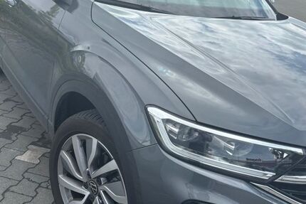 VW T-Roc 14.000 km 30.600 &euro; Kelkheim 65779